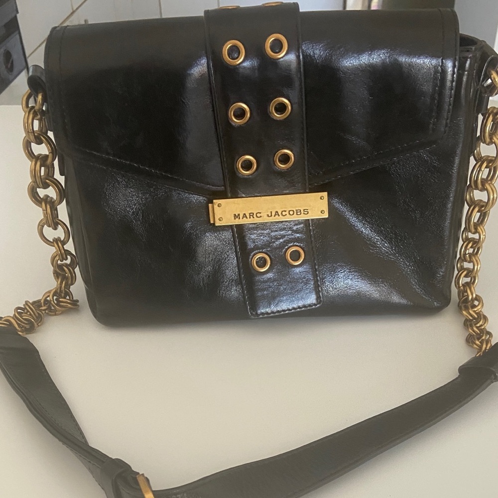 AUTHENTIC!! Marc Jacob’s shoulder bag